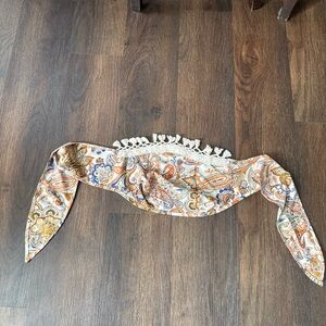 SHEIN White Paisley Fringe Crop Top with Multicolor Print